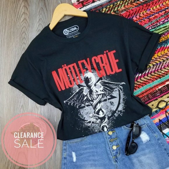 Global Tops - CLEARANCE SALE 🌺 Motley Crue Dr. Feelgood Boyfriend Tee Unisex